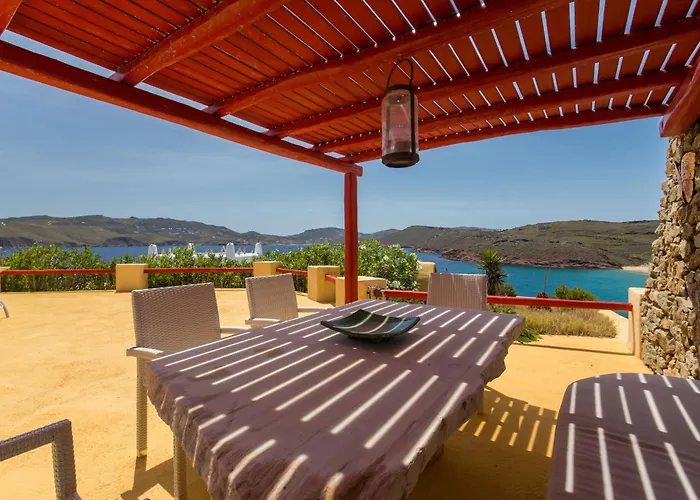 別荘 Cosy Three Bedroom In Agios Sostis *