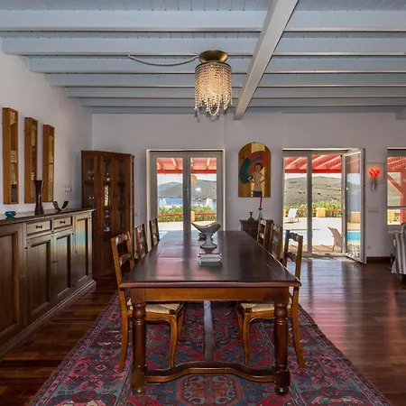 Cosy Three Bedroom In Agios Sostis Agios Sostis (Mykonos)