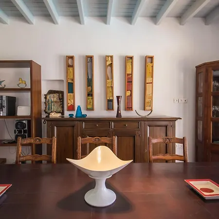 Cosy Three Bedroom In Agios Sostis Mykonos Town