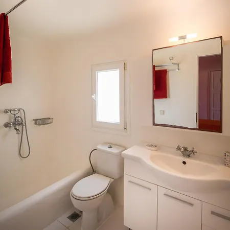 Cosy Three Bedroom In Agios Sostis * Mykonos Town