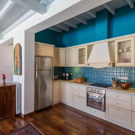 Cosy Three Bedroom In Agios Sostis Holiday home Mykonos Town