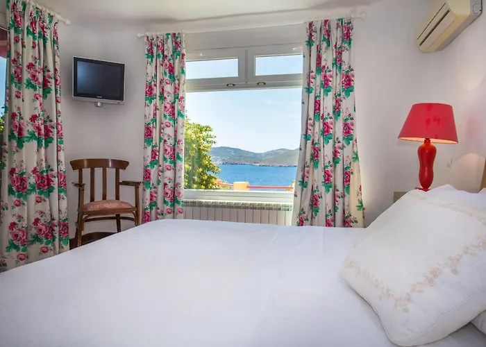 Cosy Three Bedroom In Agios Sostis Tatil Evi *