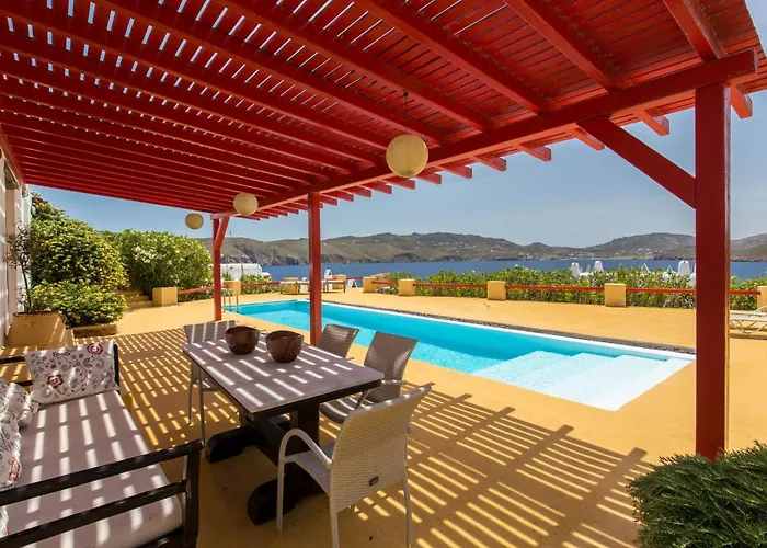 Tatil Evi Cosy Three Bedroom In Agios Sostis *