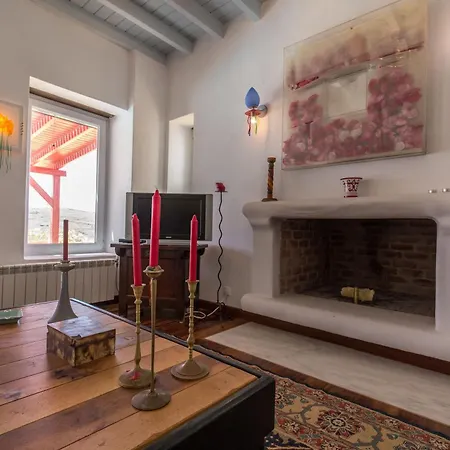 Cosy Three Bedroom In Agios Sostis بيت للعطل *